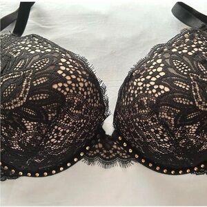 Victoria’s Secret Very Sexy Push Up Bra 36DD